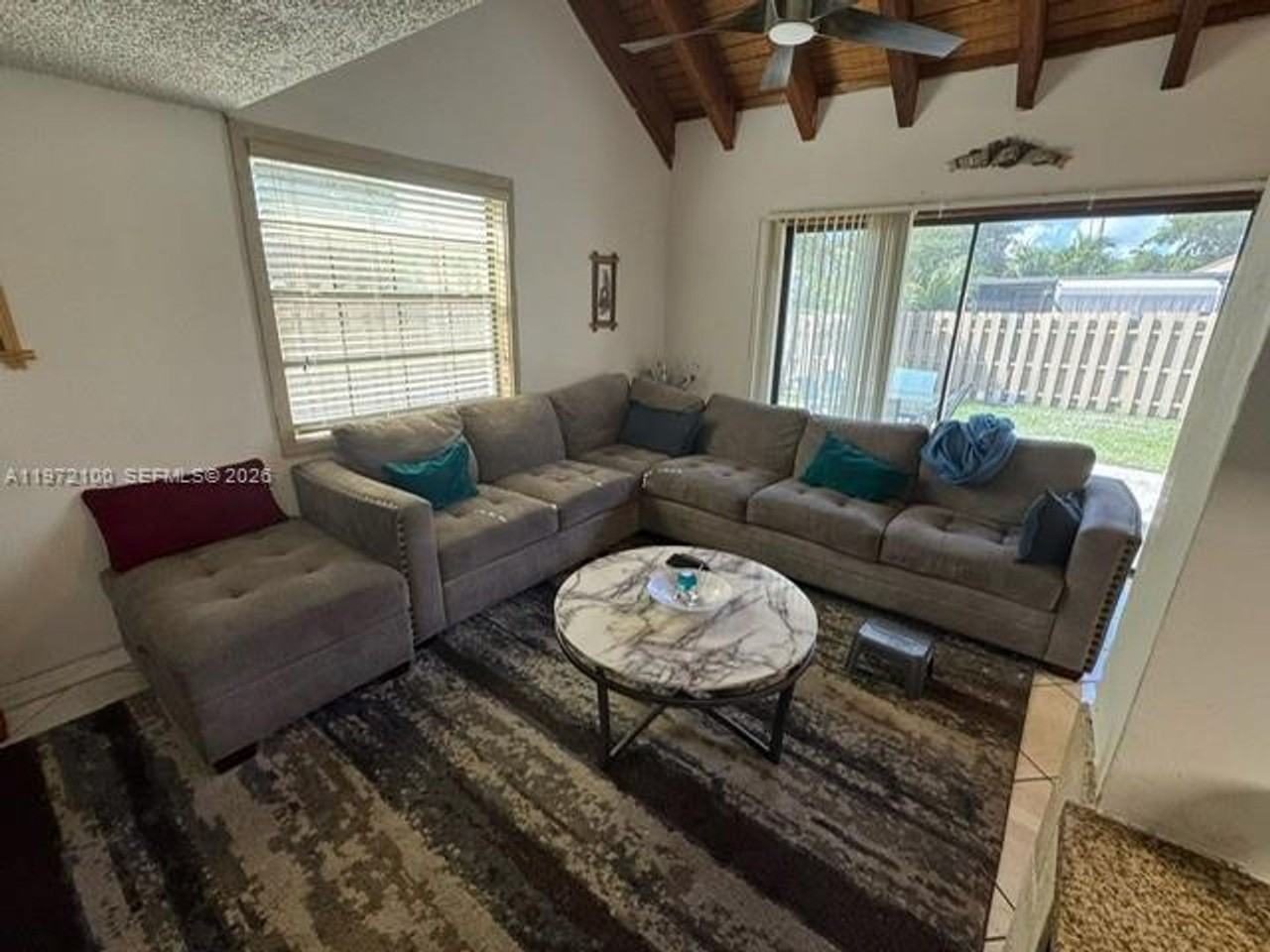 2560 Azalea Ave - Photo 4 of 23