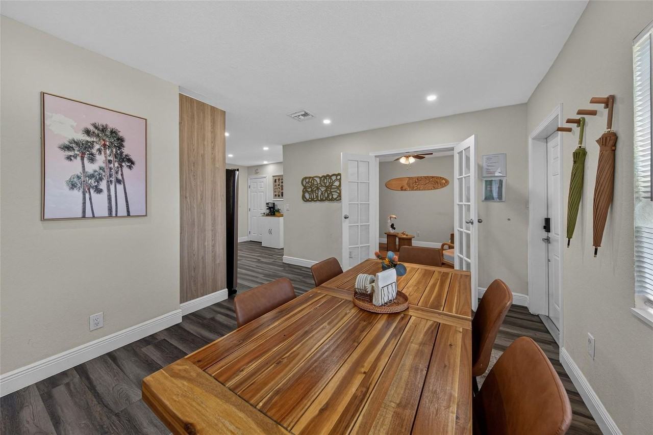 540 Ne 59th Ct - Photo 4 of 17