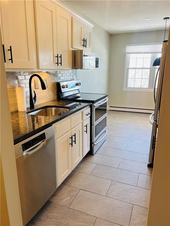 43 Bullocks Point Ave ##4c - Photo 2 of 15
