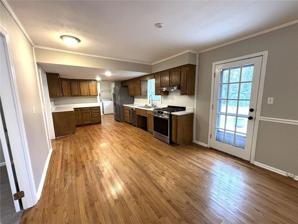 558 Dorsey Cir Sw - Photo 2 of 24