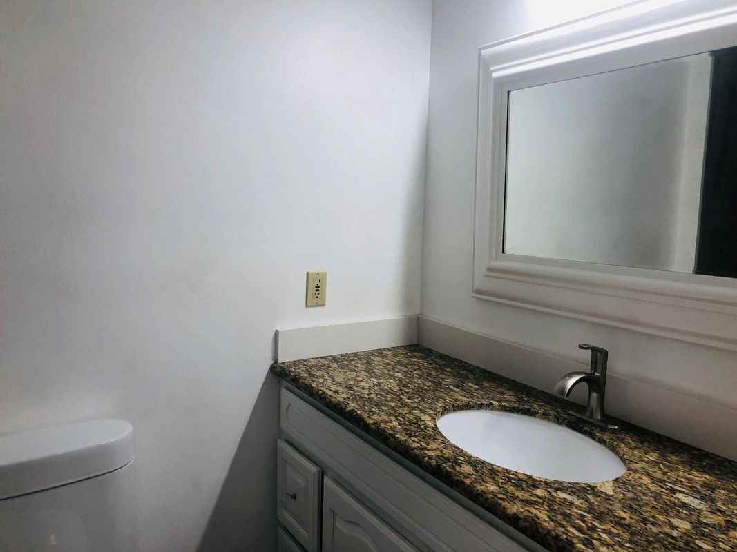 13618 51st Pl N - Photo 5 of 8