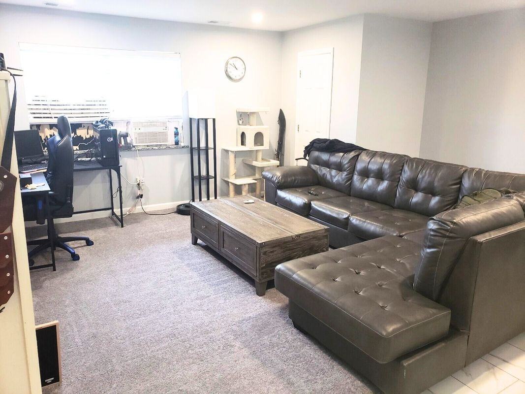 45 Old Millstone Dr ##4 - Photo 3 of 11