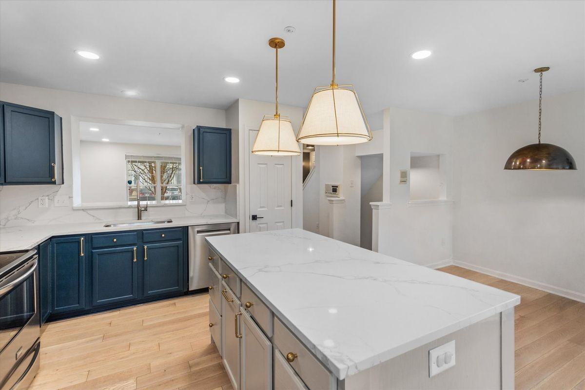 6105 Starburn Path - Photo 6 of 25