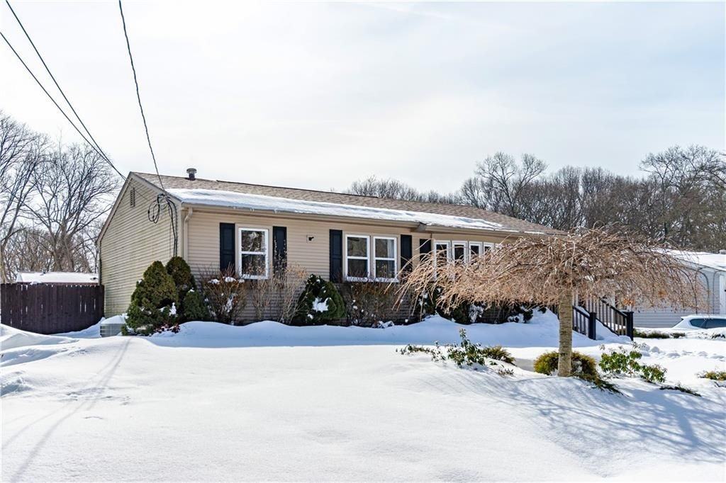152 Almy St - Photo 3 of 39