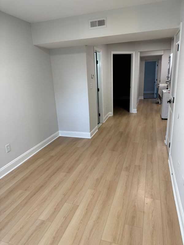 1250 Queen St Ne - Photo 5 of 9