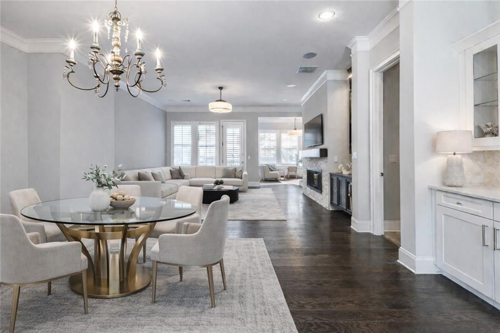 3618 Brookleigh Ln Ne - Photo 3 of 7