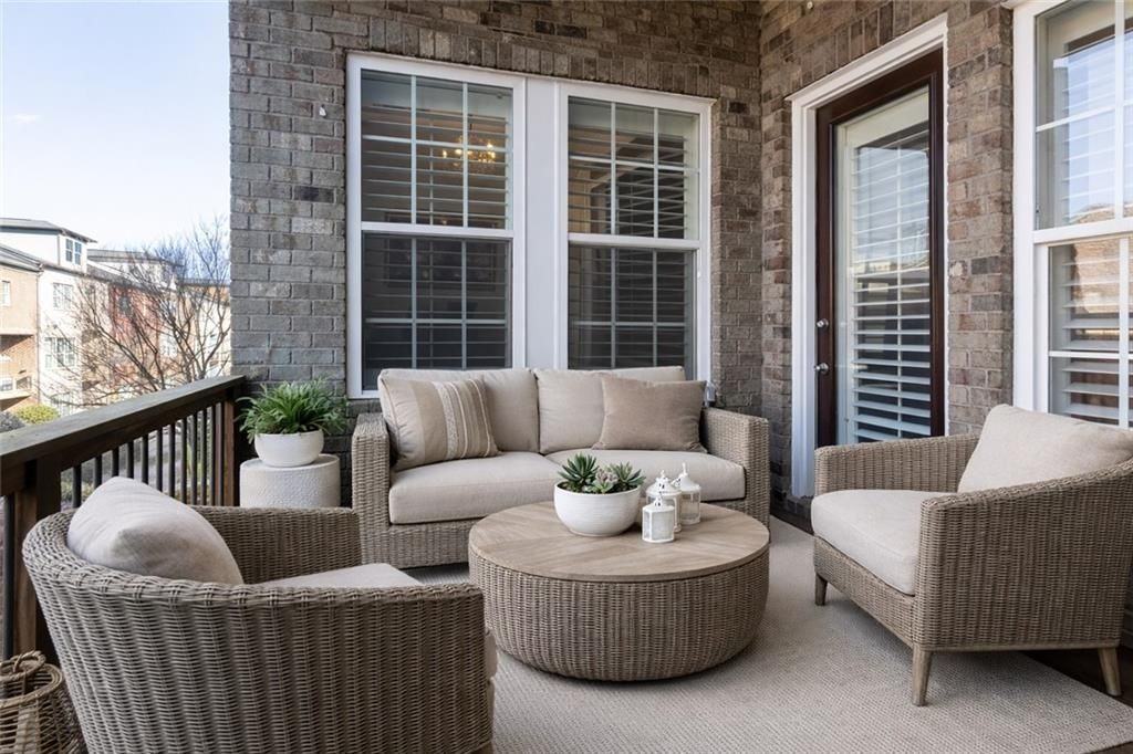 3618 Brookleigh Ln Ne - Photo 4 of 7