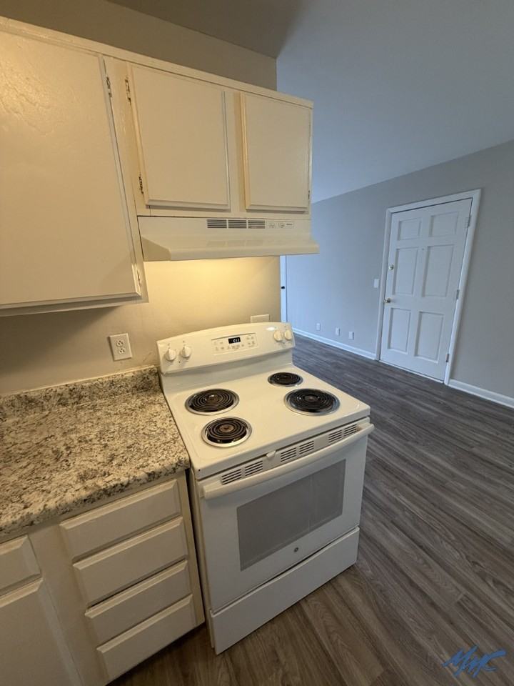 1418 E Main St #D46 - Photo 7 of 11