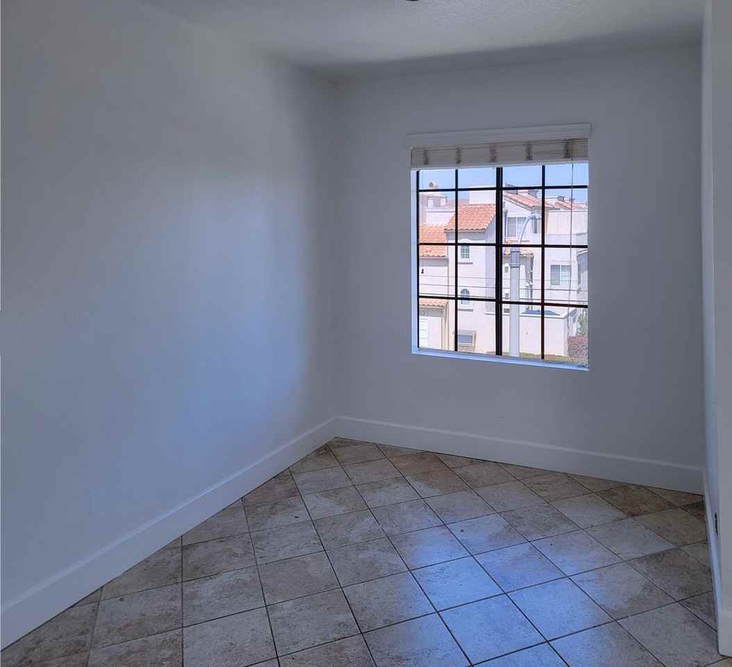 5132 Dunbar Drive - Photo 4 of 27