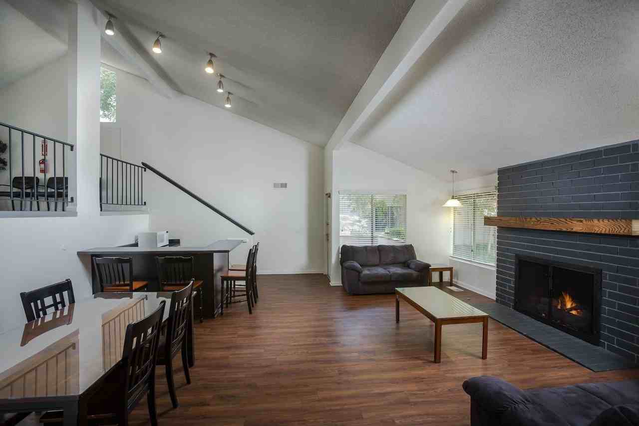 Woodland House Apartments - Photo 4 of 50