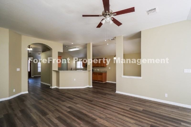 229 Rio Vista Dr - Photo 6 of 21