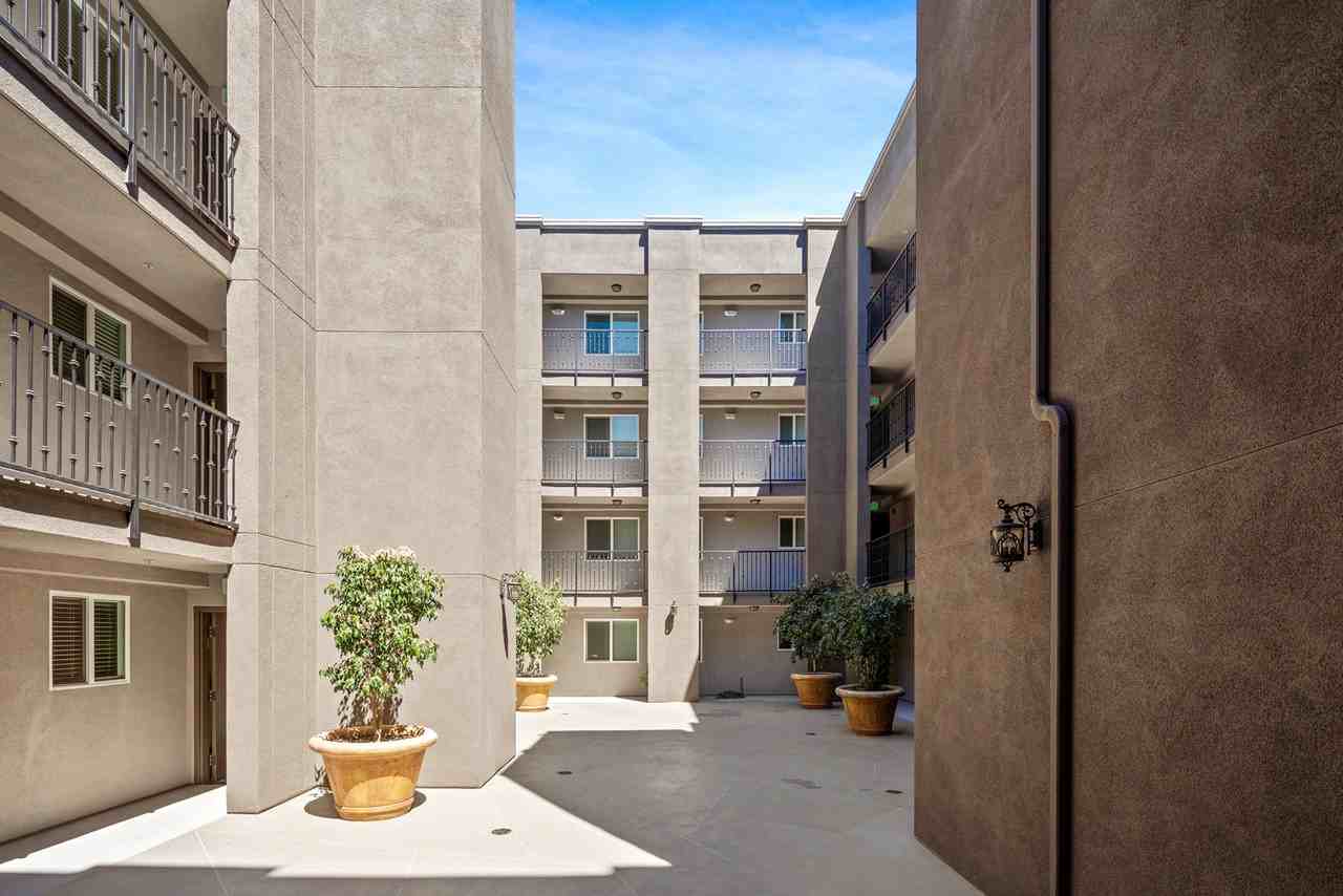 Malden Luxury Apartments - Photo 4 of 50