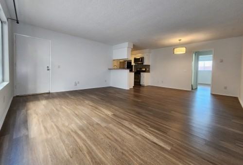 1424 15th Street - Photo 2 of 50