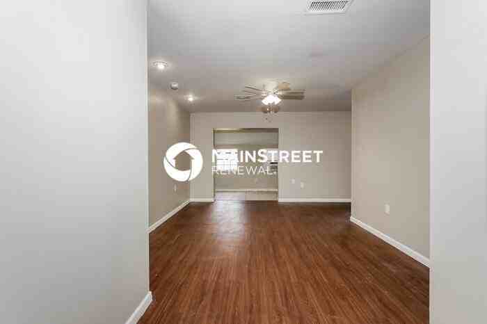 1323 Fernlea Dr - Photo 7 of 16