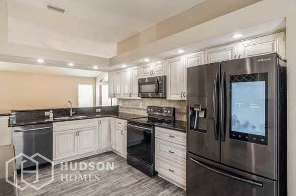 1277 1277 Brookwood Bluff Road South - Photo 4 of 17