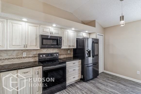 1277 1277 Brookwood Bluff Road South - Photo 5 of 17