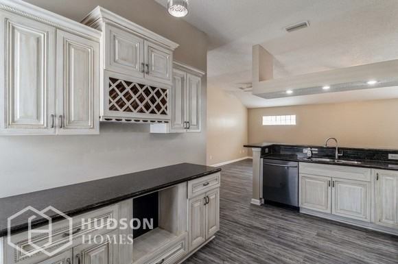 1277 1277 Brookwood Bluff Road South - Photo 6 of 17