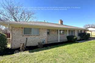 422 Mae Dr - Photo 1 of 1