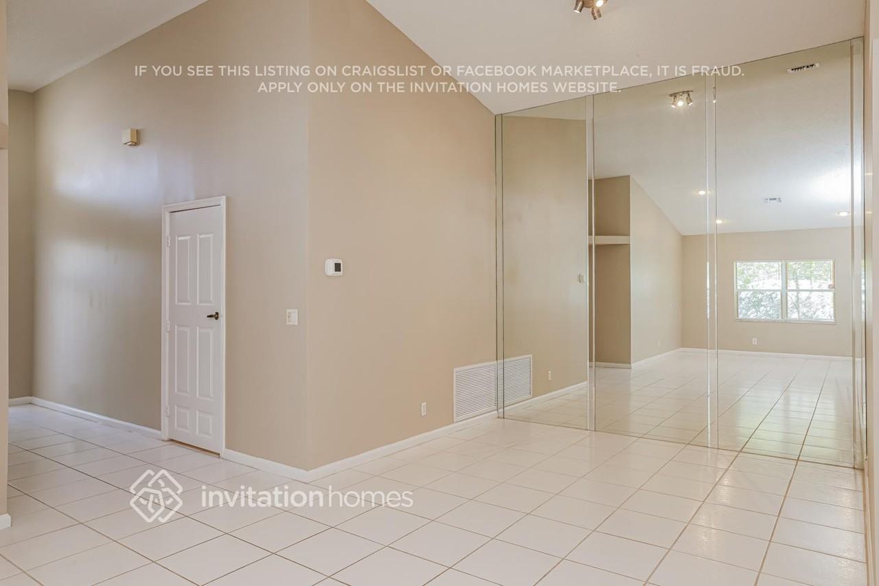 12451 Pleasant Green Way - Photo 5 of 17