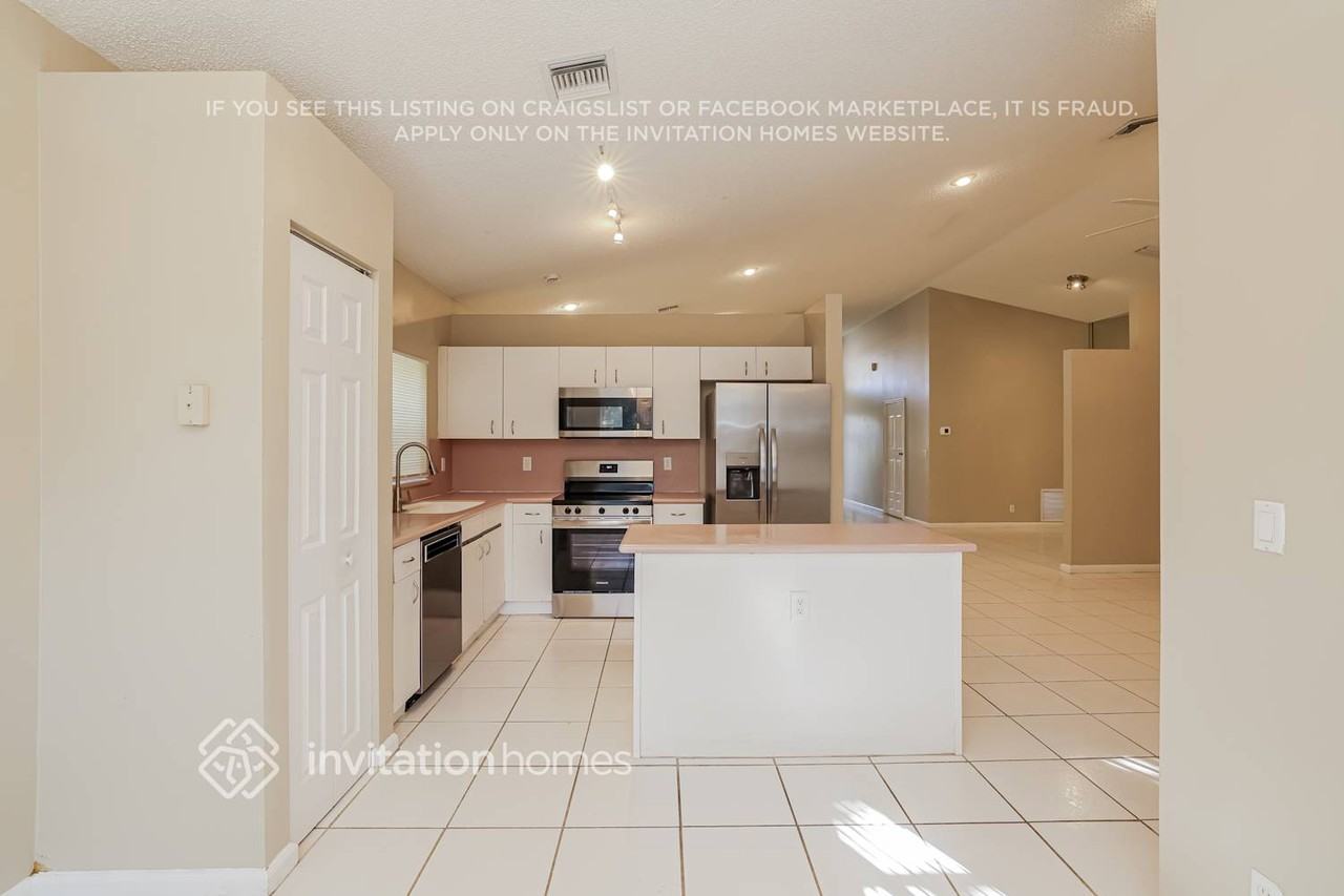 12451 Pleasant Green Way - Photo 6 of 17