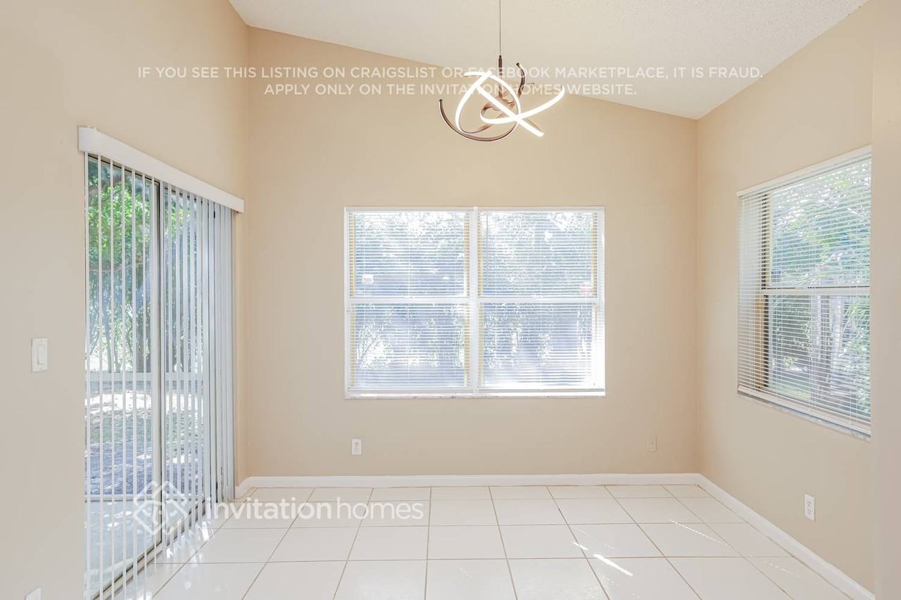 12451 Pleasant Green Way - Photo 7 of 17