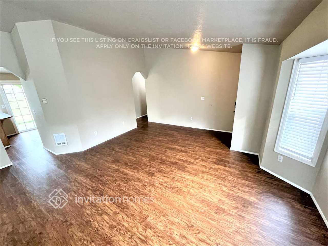 14936 173rd Ave Se - Photo 5 of 27