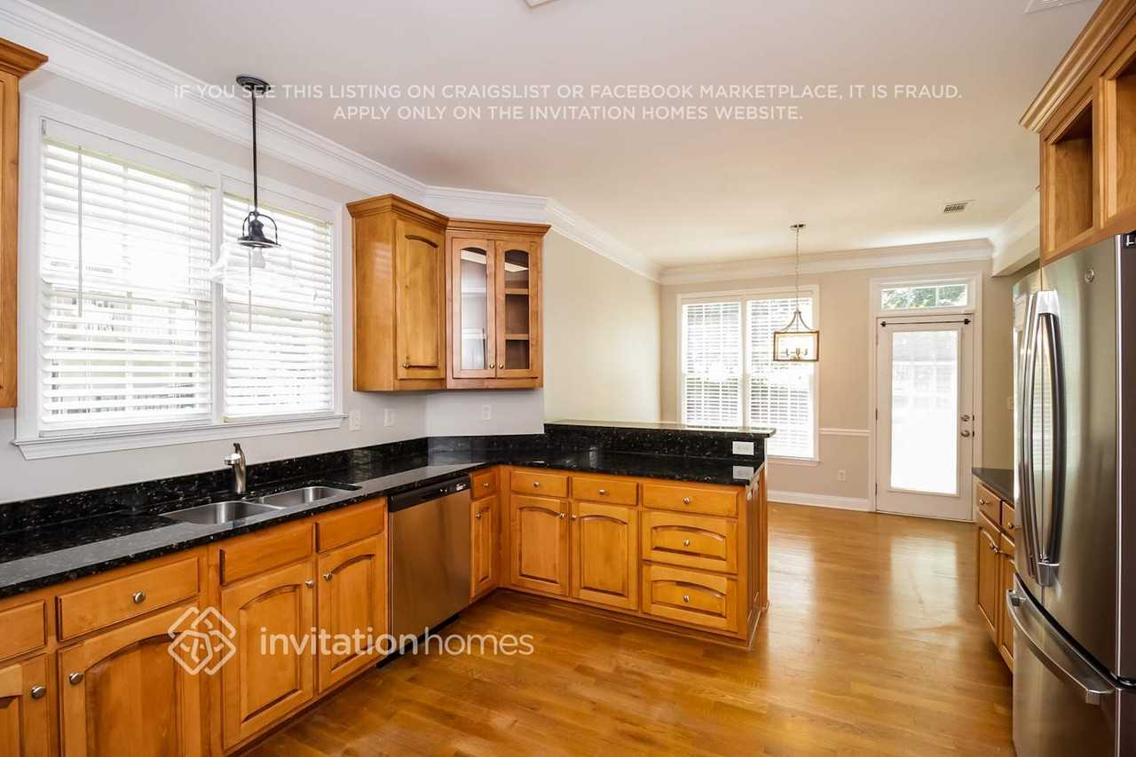 112 Sweet Branch Ct - Photo 7 of 18