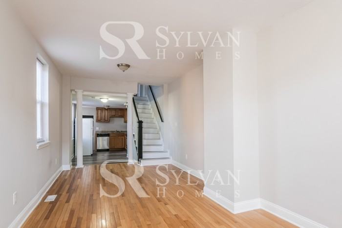 116 E Randall St - Photo 6 of 15