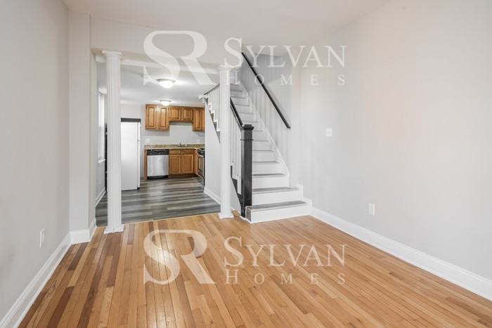 116 E Randall St - Photo 7 of 15