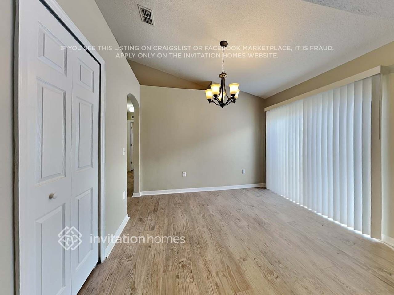 5882 Windridge Dr - Photo 6 of 19