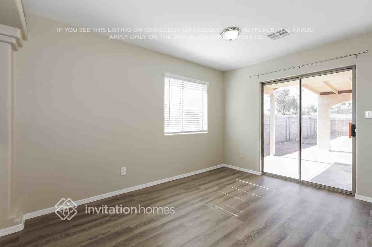 250 S Dakota St - Photo 5 of 18