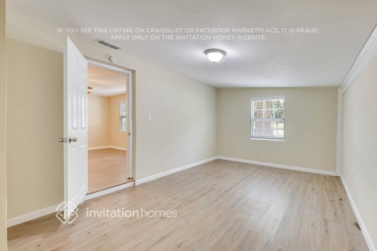 347 Capella Rd - Photo 7 of 27