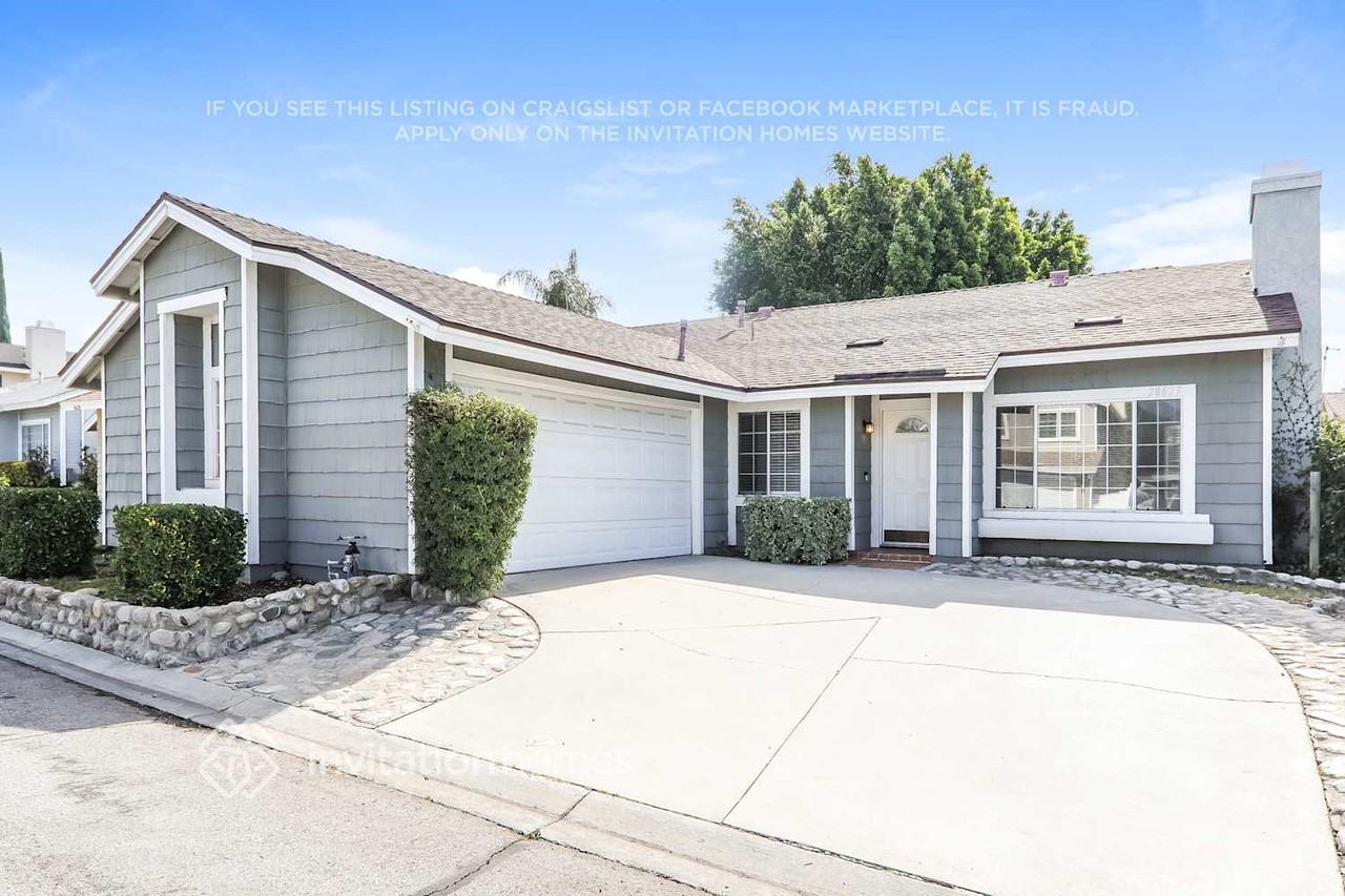 28623 Newcastle Rd - Photo 3 of 17