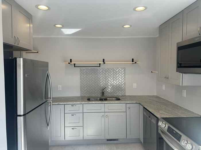 2705 Newbold St - Photo 6 of 16