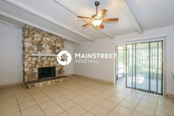 142 Springwood Dr - Photo 4 of 16