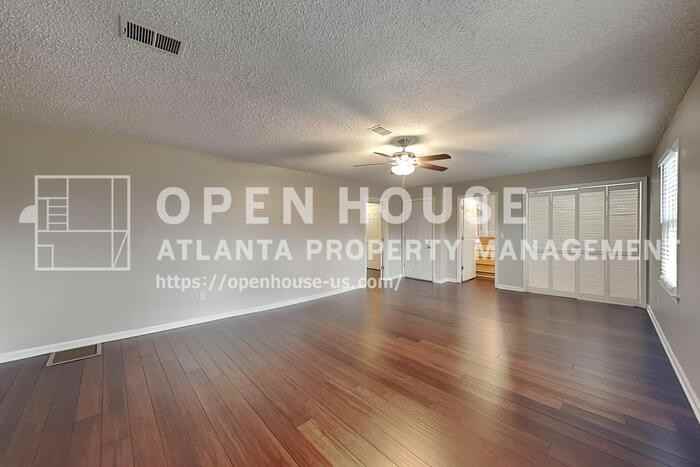 629 Driftwood Dr - Photo 5 of 21