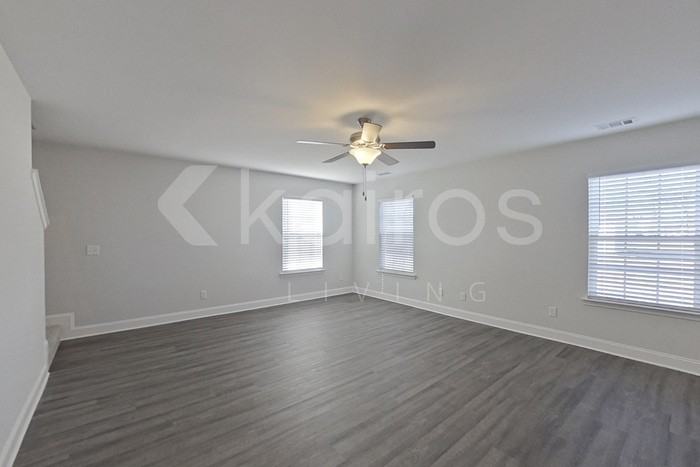 109 Western Red Cedar Dr - Photo 2 of 30