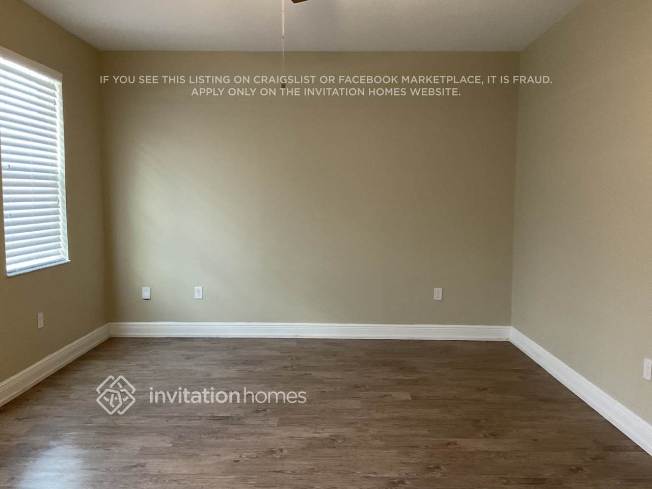 2141 Bridgeport Cir - Photo 3 of 12