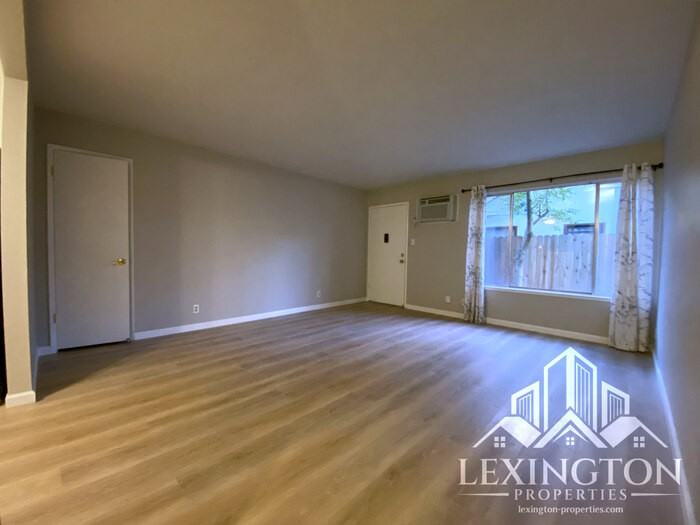 2519 F St #1 - Photo 3 of 17