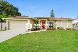 2122 Ne 20th Ln - Photo 1 of 1