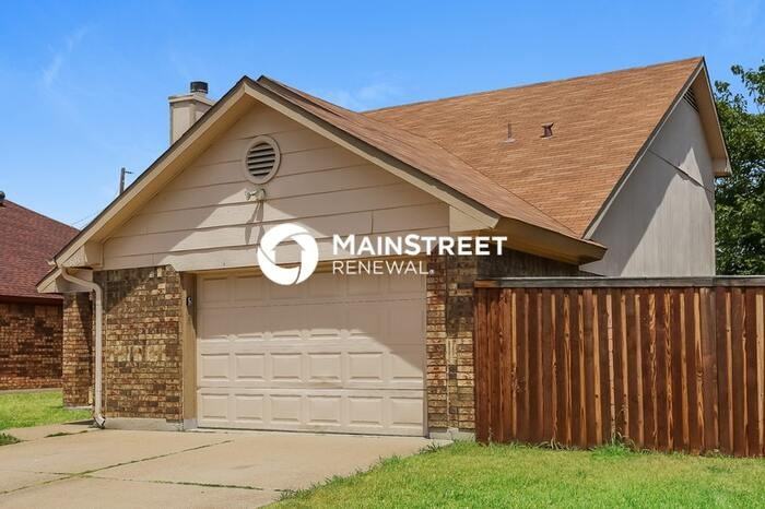 605 Oakland Hills Dr - Photo 4 of 17