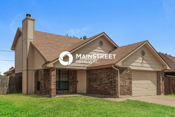 605 Oakland Hills Dr - Photo 5 of 17