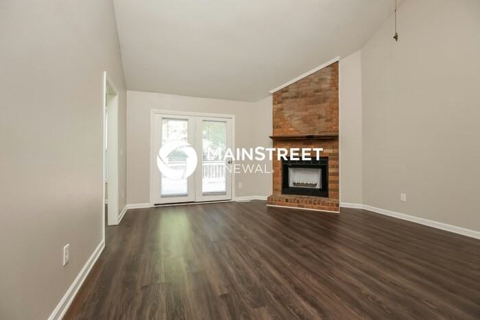 3021 Reelfoot Dr - Photo 4 of 17