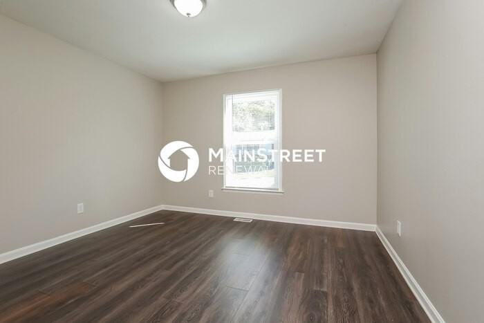 3021 Reelfoot Dr - Photo 5 of 17