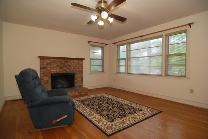 2029 Gibraltar Rd - Photo 5 of 44