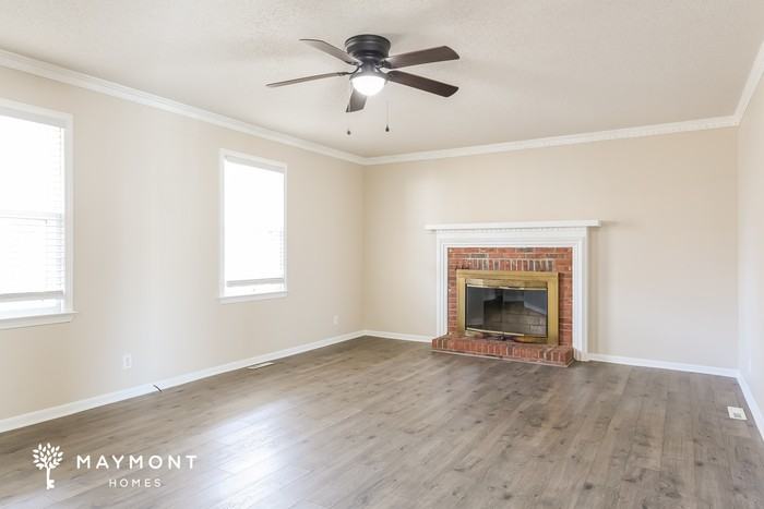 602 Creek Dr - Photo 5 of 16