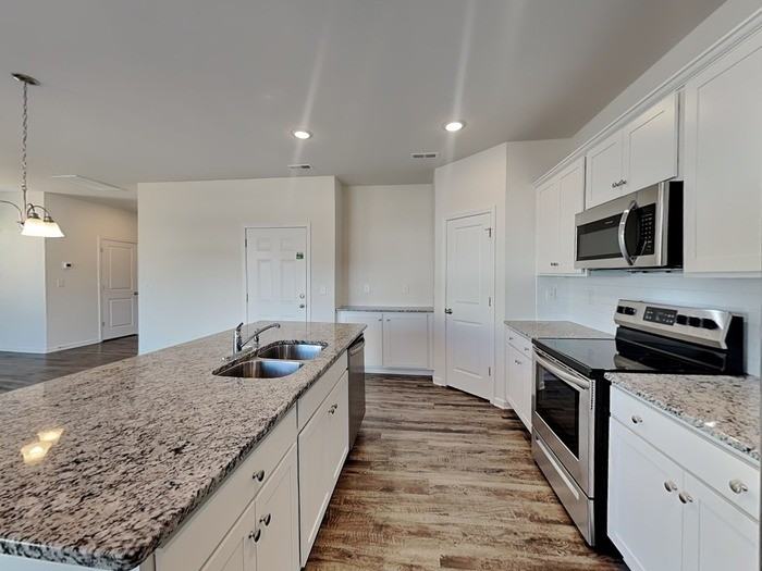 1038 Cloverdale Ct - Photo 6 of 17