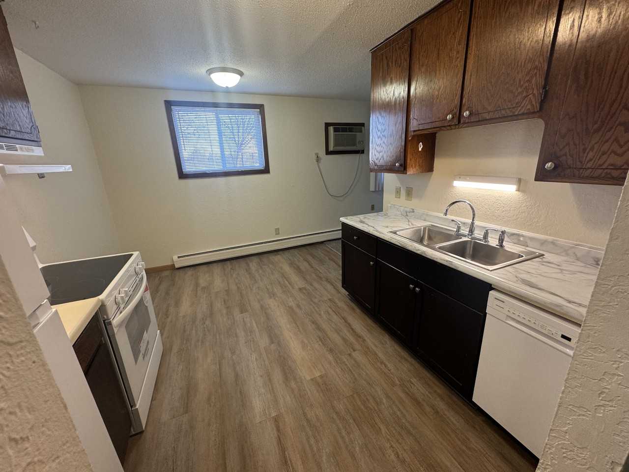 1017 Raymond Ave #02 - Photo 3 of 8