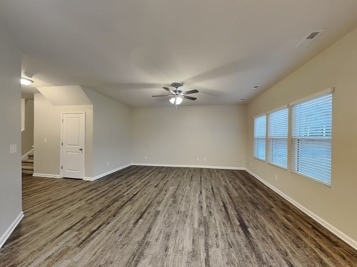 766 Pointe Andrews Dr - Photo 2 of 18