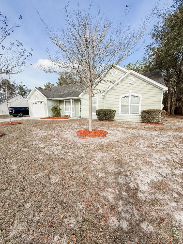 201 Mallard Pond Cir #1 - Photo 2 of 27